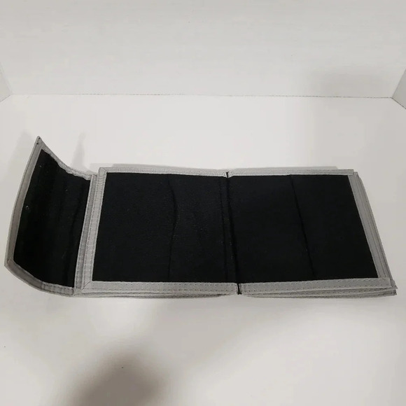 Buffalo David Bitton Black/Gray CD Wallet - Picture 3 of 4